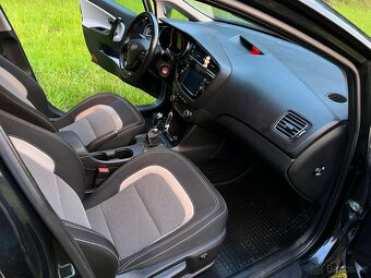 KIA CEED - 5