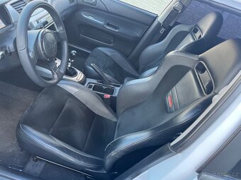 Mitsubishi Lancer Evolution VII - 5