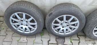 Peugeot 207 r15 - 5