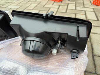 Lada Vaz 2150, přední světlomety, zadní lampy, nové - 5