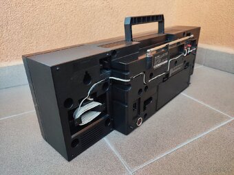 PORTABLE STEREO COMPONENT SYSTEM SHARP WF-340E(BK). - 5