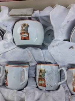 Stary porcelan v puvodnim baleni - 5