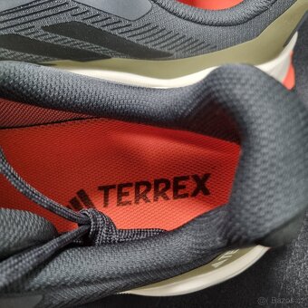 Nové tenisky Adidas Trailmaker Gore-Tex - 5
