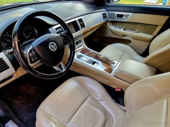 Jaguar XF Sportbrake - 5