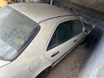 Mercedes C180 - 5