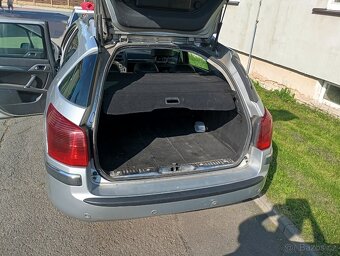 Peugeot 407 SW - 5