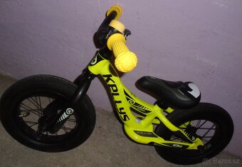 Prodám dětské odrážedlo KELLYS KITE 12“. - 5