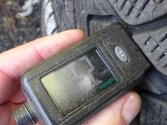 BMW X5 (E70) - orig. zimní kola (alu.disky+pneu 255/50 R19) - 5