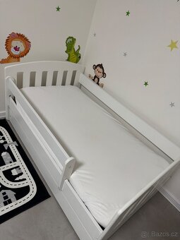 Dětská postel, matrace, 2x chránič, 2x prostěradlo - 5