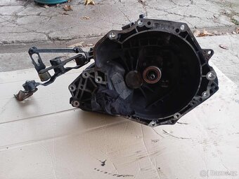 Opel astra H - 1.4 16V - 66Kw - převodovka - 5