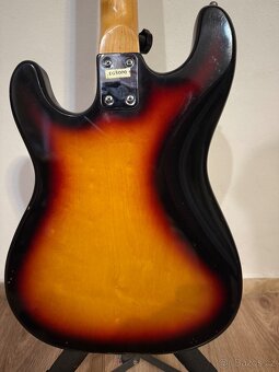 Japonská elektrická kytara Salvarez - 5