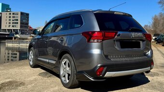 Mitsubishi Outlander 2,2 DI-D, 4x4 - 5