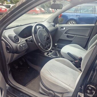 Prodám Ford Fiesta 2002 - 5