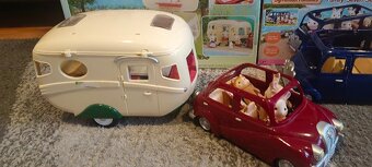 Sylvanian sada 2x autíčko plus karavan - 5
