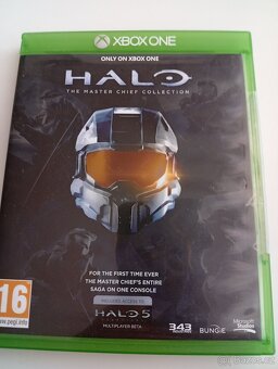 Hry na Xbox one a jedna na Xbox series x - 5