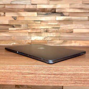 MacBook Pro 13¨ Touch Bar,i5,2019, 16GB RAM,512GB SSD - 5