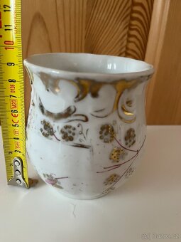 Starožitný hrneček buclák - 5