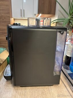 Krups Essential EA810B70 - 5