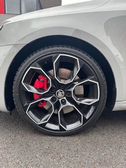 Škoda Octavia 3rs 245 - 5