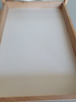 Přebalovací pult vč. podložky, misek, hrazdičky - 5