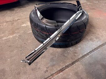 Chromy na nárazník BMW E24 - 5