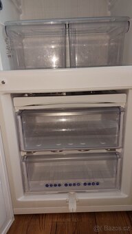 Lednička s mrazákem zdarma - 5