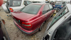 Volvo S40 1,8i 85kW 1997 KRASNE, DILY z vozu - 5