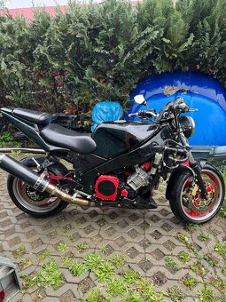 YAMAHA FZR 1000 1987 - 5