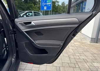 Volkswagen Golf 1.2 TSi benzín manuál 77 kw - 5