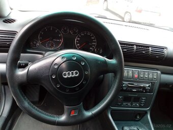 Audi A4 2.6 6V Benzin - 5