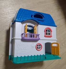 Domeček pro panenky - 5