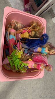 Dřevěný domeček pro Barbie - 5