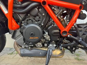 KTM 1290 Super DUKE R - 5