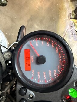 Ducati Monster - 5
