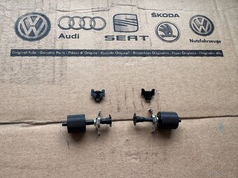 ROLOVACI KOLECKA NA MULTIFUNKCNI VOLANT - 5