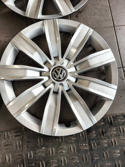 Kryty kol, Poklice VW Tiguan 17" - 5