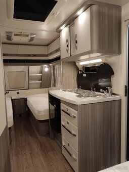 Karavan Hobby 470 r.v 2018 - 5