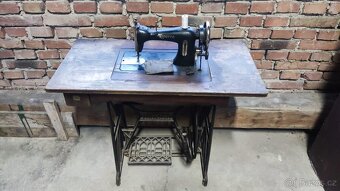 Minerva-šicí stroj - 5