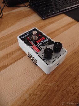 Electro Harmonix Pitch Fork - 5