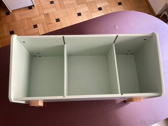 dětské noční stolky a kontejner - 5