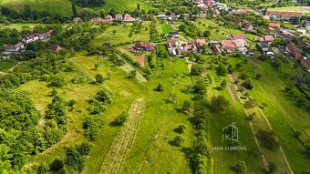 Pozemek o výměře 2 455 m² v klidné lokalitě u lesa - 5