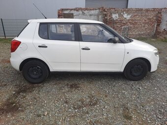 Škoda Fabia Base - 5
