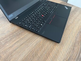 Lenovo Thinkpad T15 Gen 1 - 5