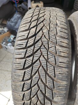 Prodám zánovní zimní pneu 185/65/15 2x Sailun 2xLassa - 5