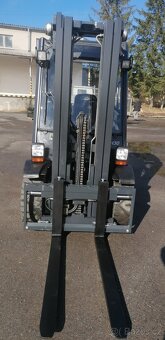 LINDE H30D-02 triplex boční posuv, volný zdvih - 5