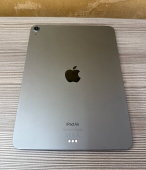 Apple iPad Air 10.9" 2022 M1 64GB šedá - 5
