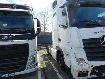 Prodám Tahač Mercedes Actros 450 r.v 4/2019 najeto 830000Km - 5