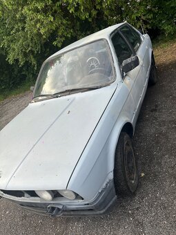 BMW e30 318i M10 - 5
