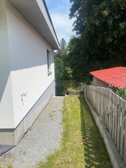 Pronájem chaty u řeky Sázavy – novostavba přímo u vody - 5