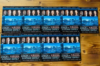 DVD Addamsova rodina/Zákon a pořádek/Večerníčky atd atd. - 5